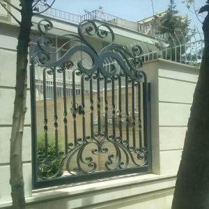 حفاظ پنجره در لواسان