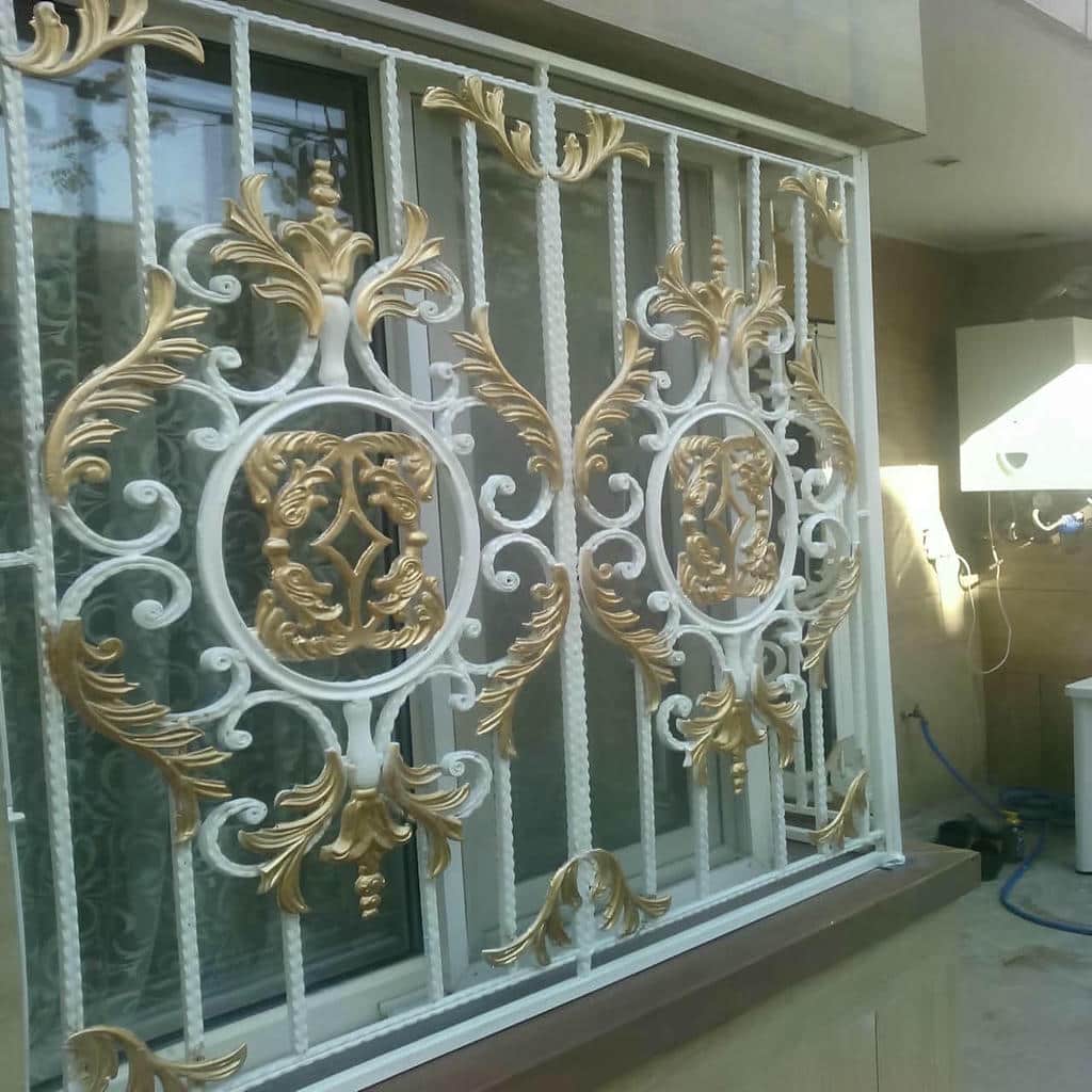 نصب حفاظ پنجره بازشو ایمن در رفسنجان