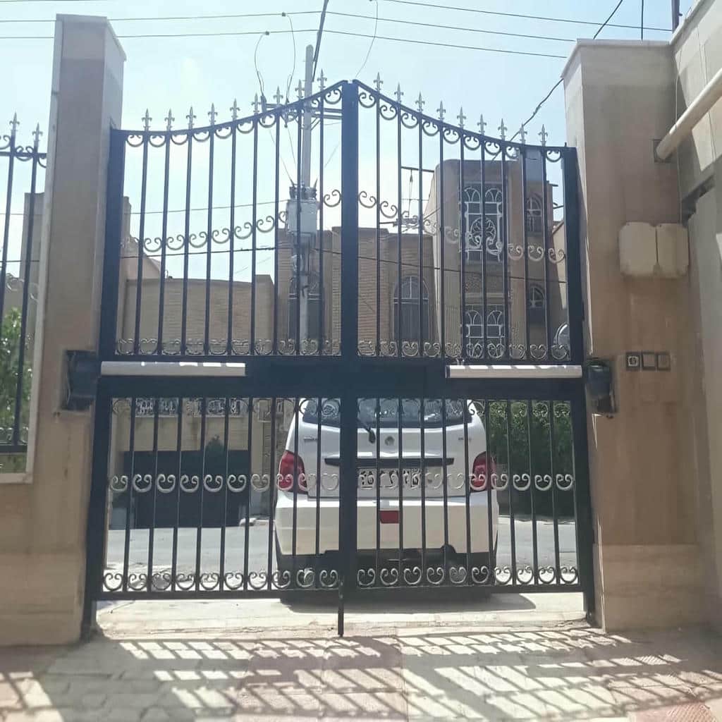 جک درب پارکینگ در چابهار