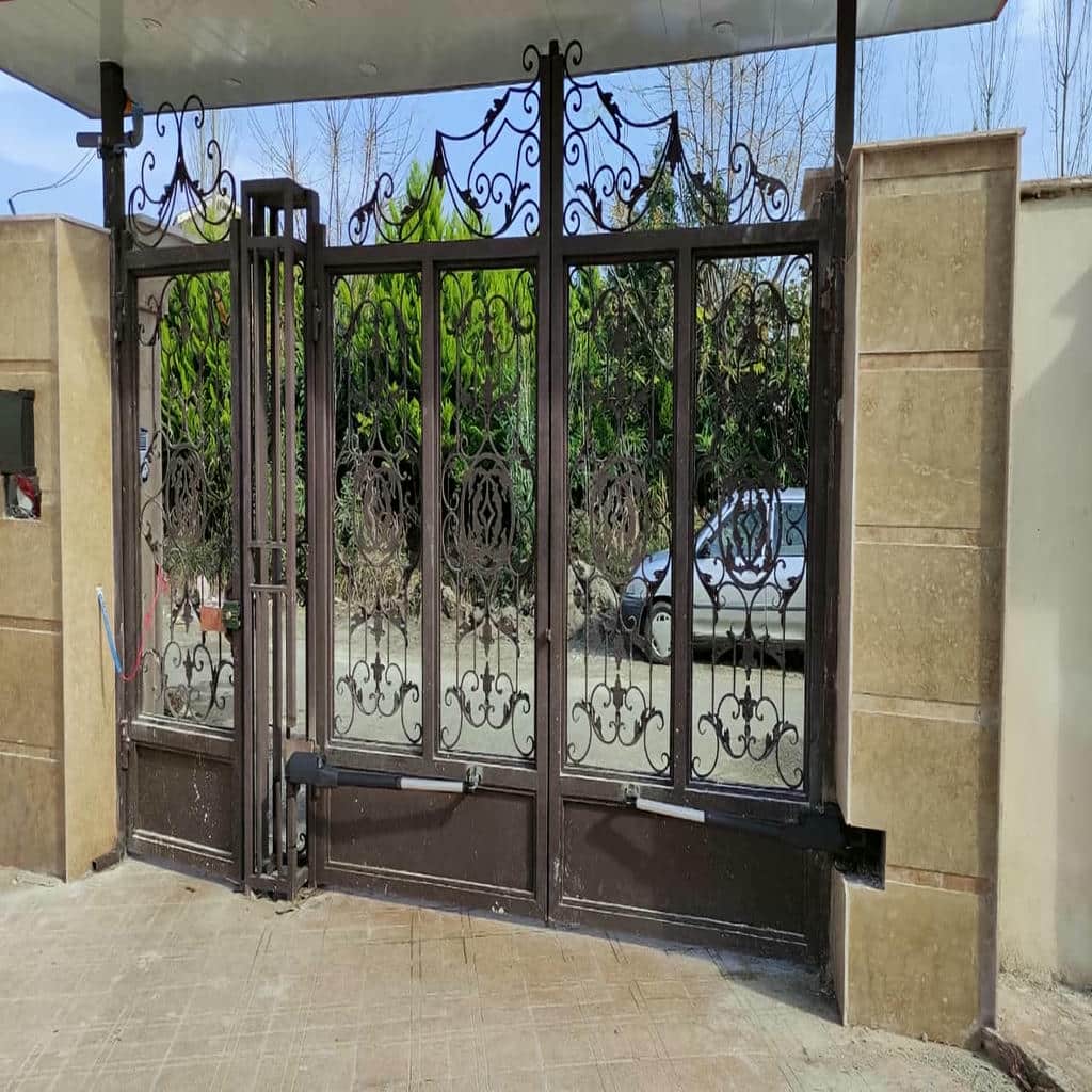 جک درب پارکینگ در همدان