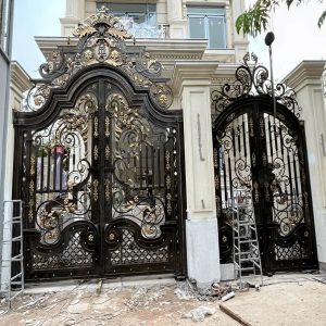 درب حیاط ویلایی در محمودآباد