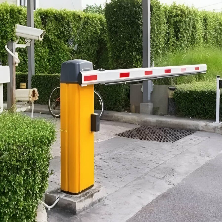 راهبند پارکینگ با رنگ هشدار برای مرکز