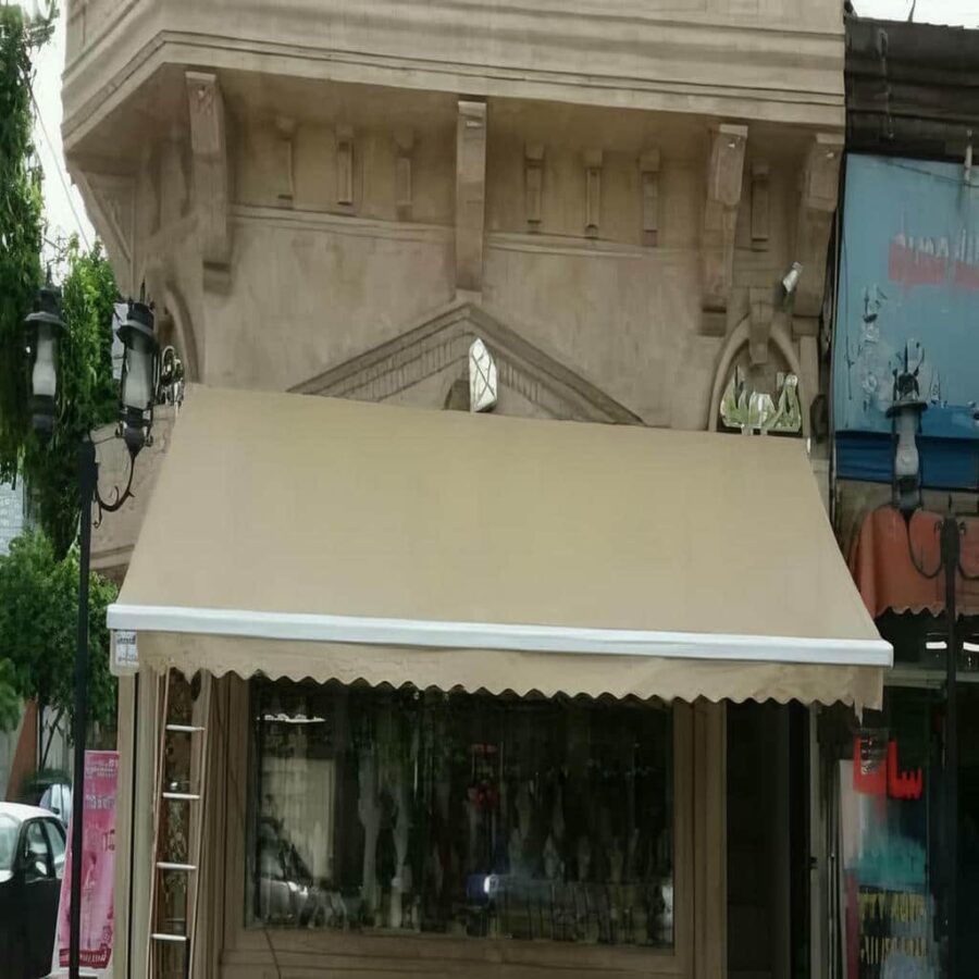 سایبان برقی کافه و رستوران با سنسور باد ایمن