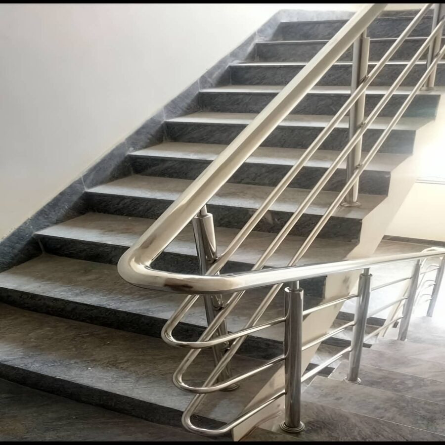 نرده استیل ضدزنگ 304 با فریم محکم