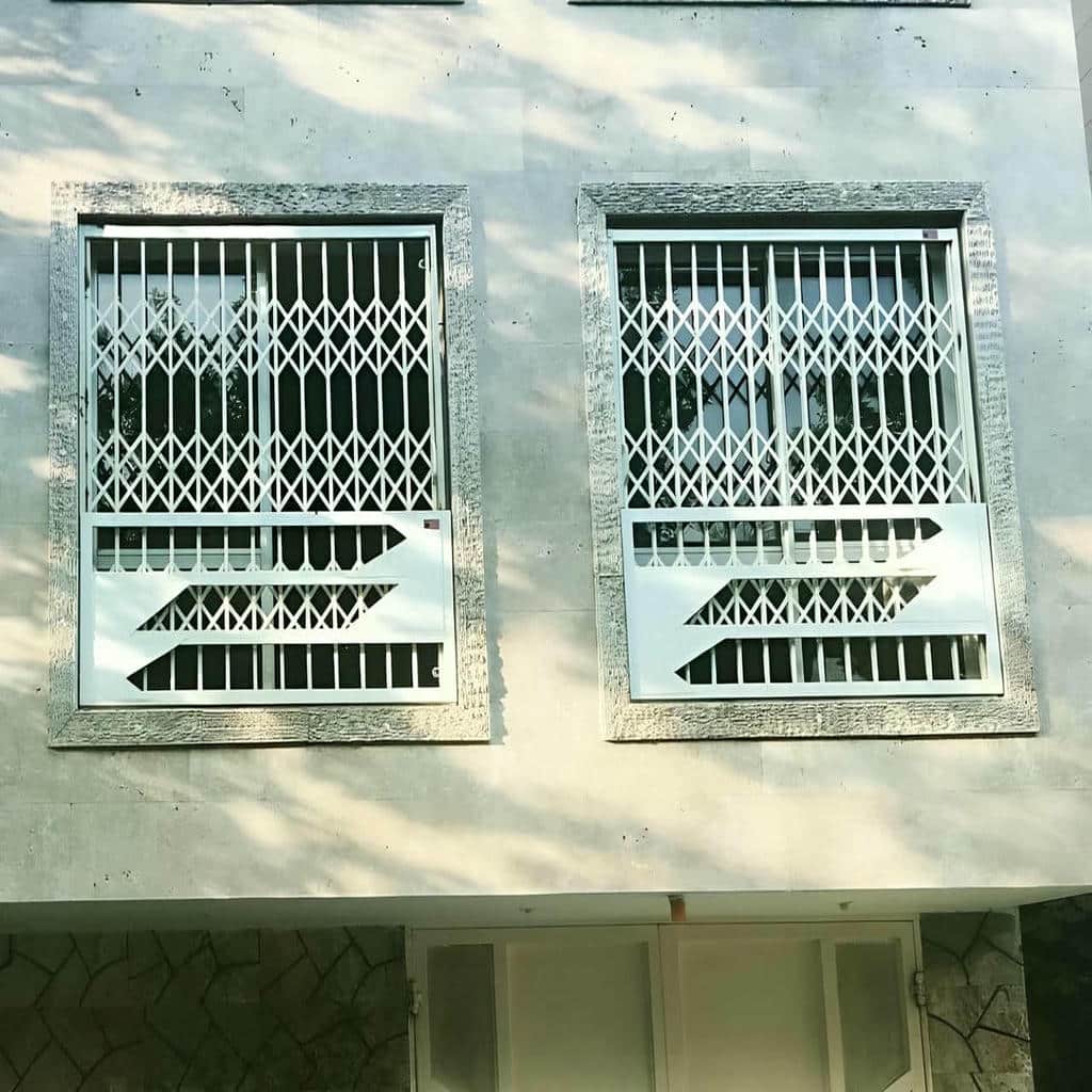 حفاظ پنجره با مدل بازشو و قفل ایمن