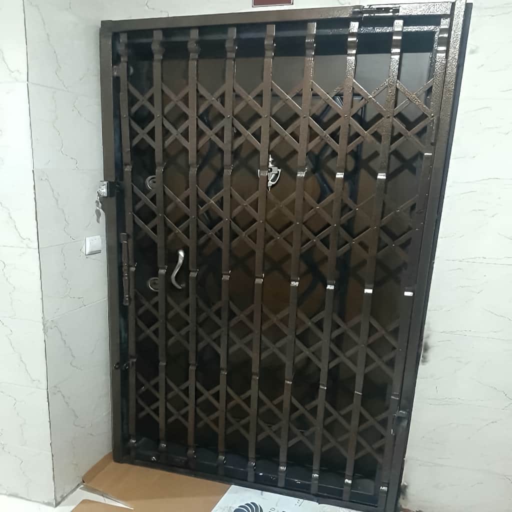 خرید درب آکاردئونی چهار گل لوزی با قاب کم حجم