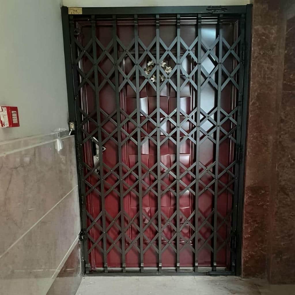 سفارش حفاظ درب ضد سرقت فلزی متناسب با چهارچوب
