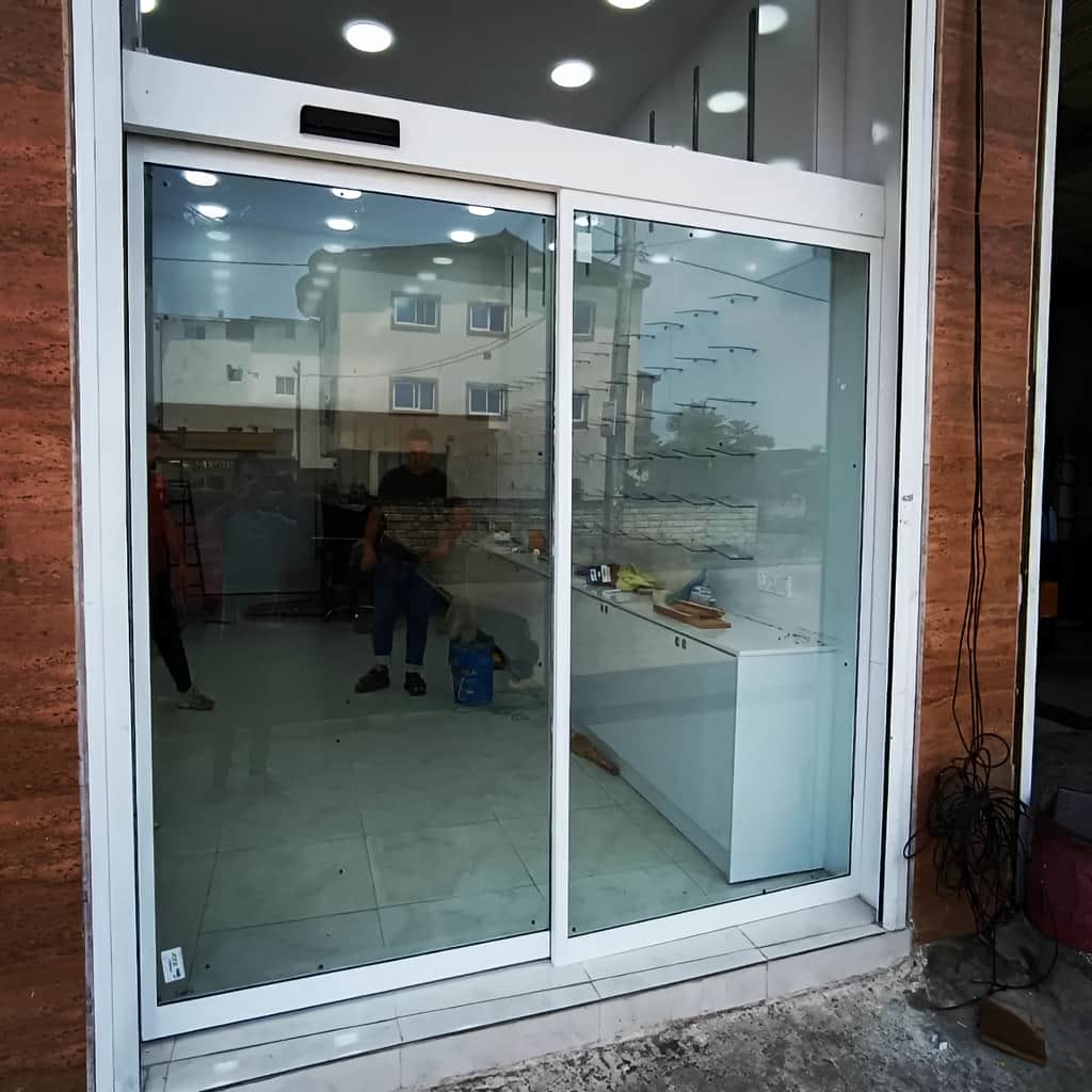مدل تلسکوپی درب شیشه ای سکوریت اتوماتیک ورودی