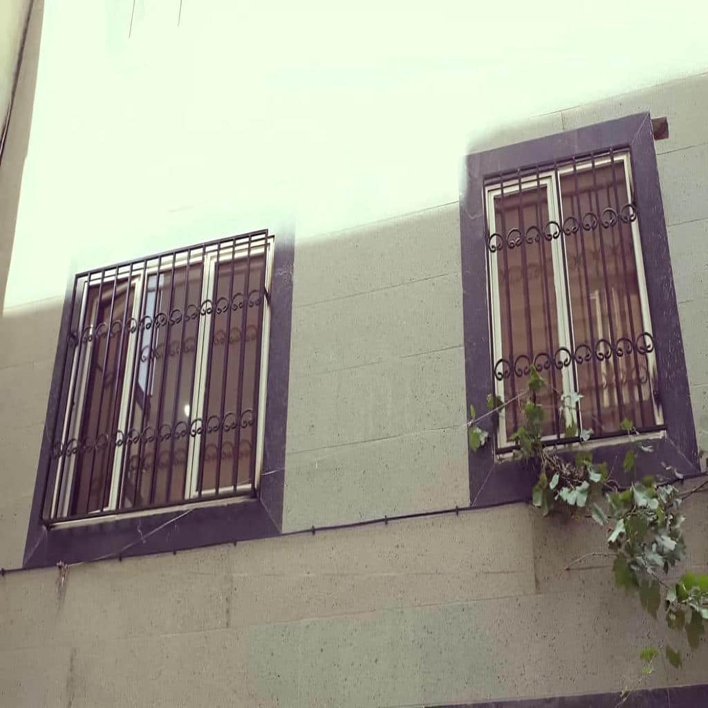 خرید حفاظ پنجره دوجداره ضد سرقت با طراحی ظاهری متناسب