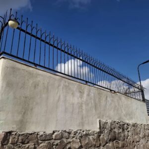 6 مدل حفاظ دیوار کلاسیک سرنیزه