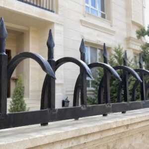 7 طرح حفاظ دیوار شیک روی سنگ تراورتن