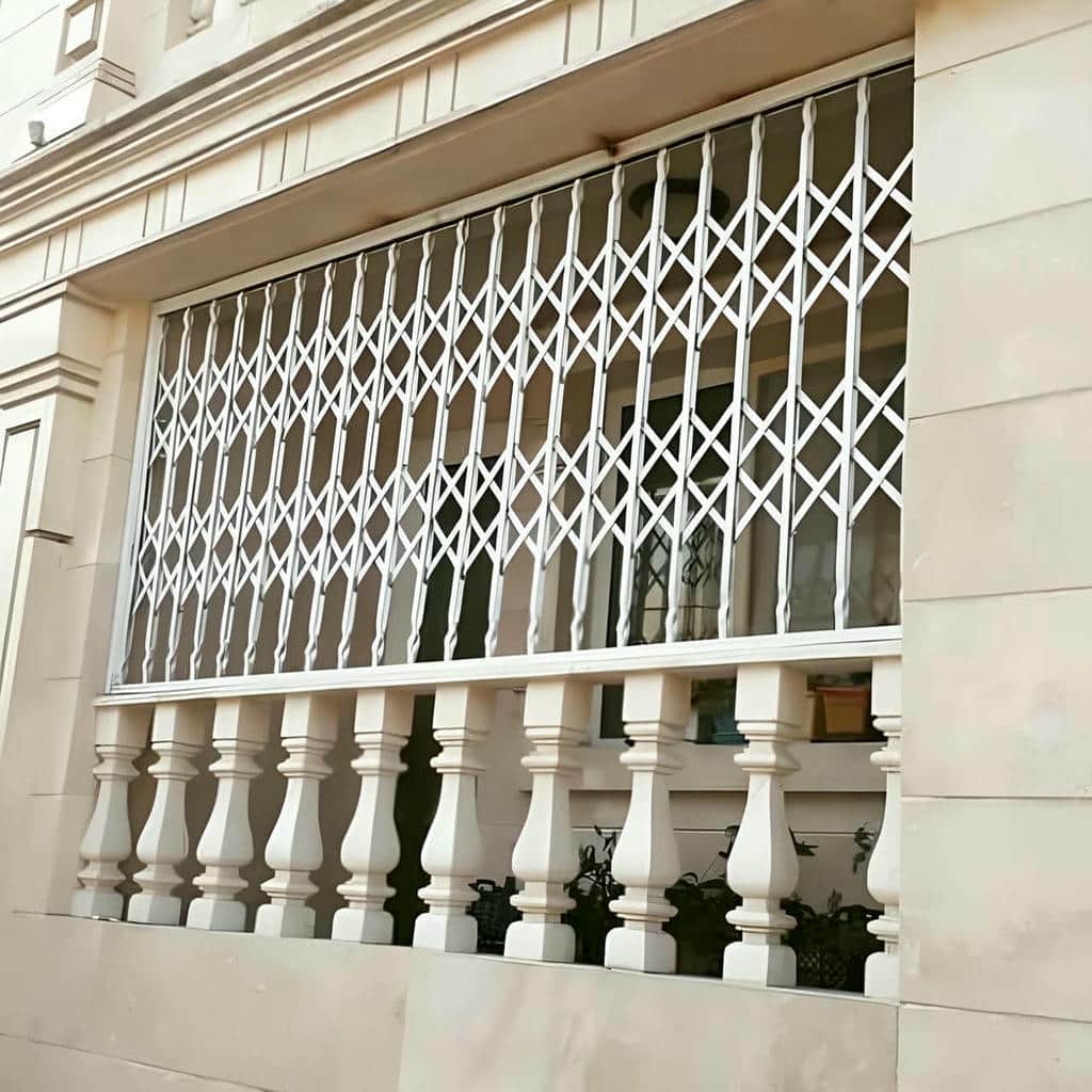 طرح شبکه مستطیلی حفاظ پنجره متحرک برای نمای ساختمان