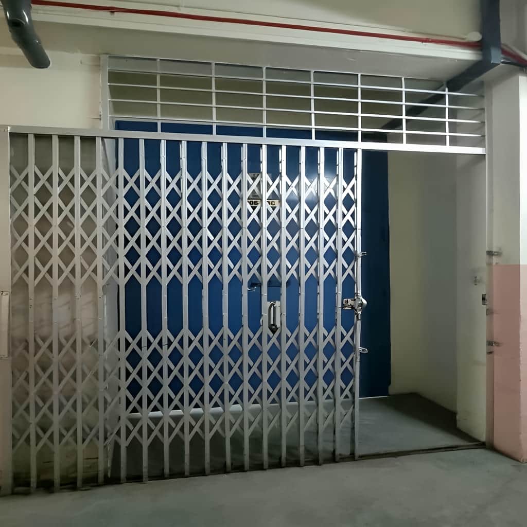 عکس درب آکاردئونی سه لنگه ساده