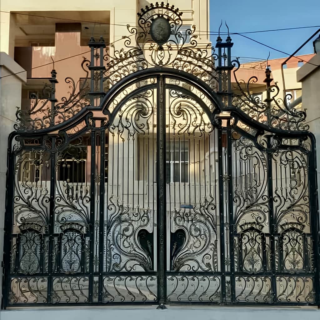 درب الیزه نفررو