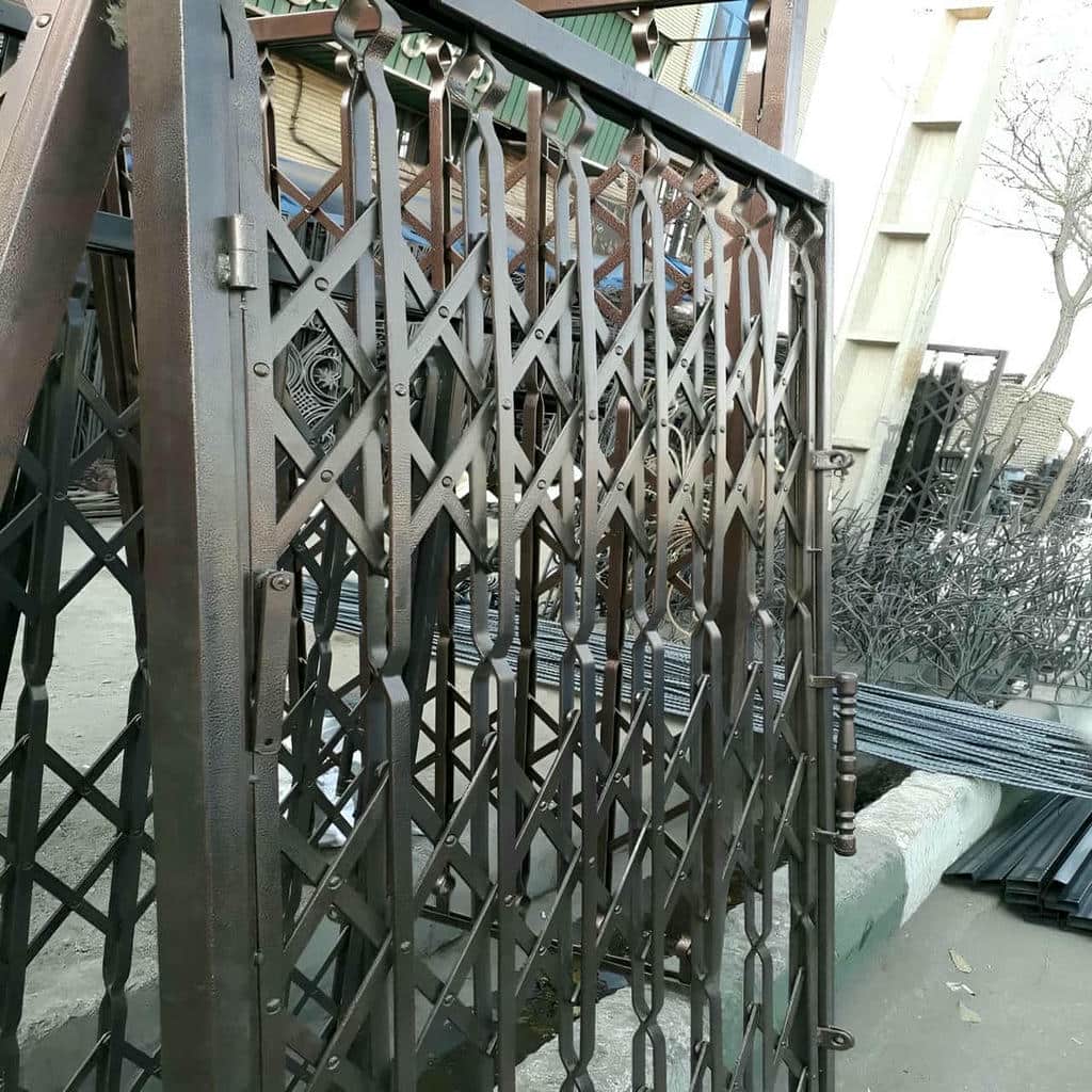 درب آکاردئونی برقی