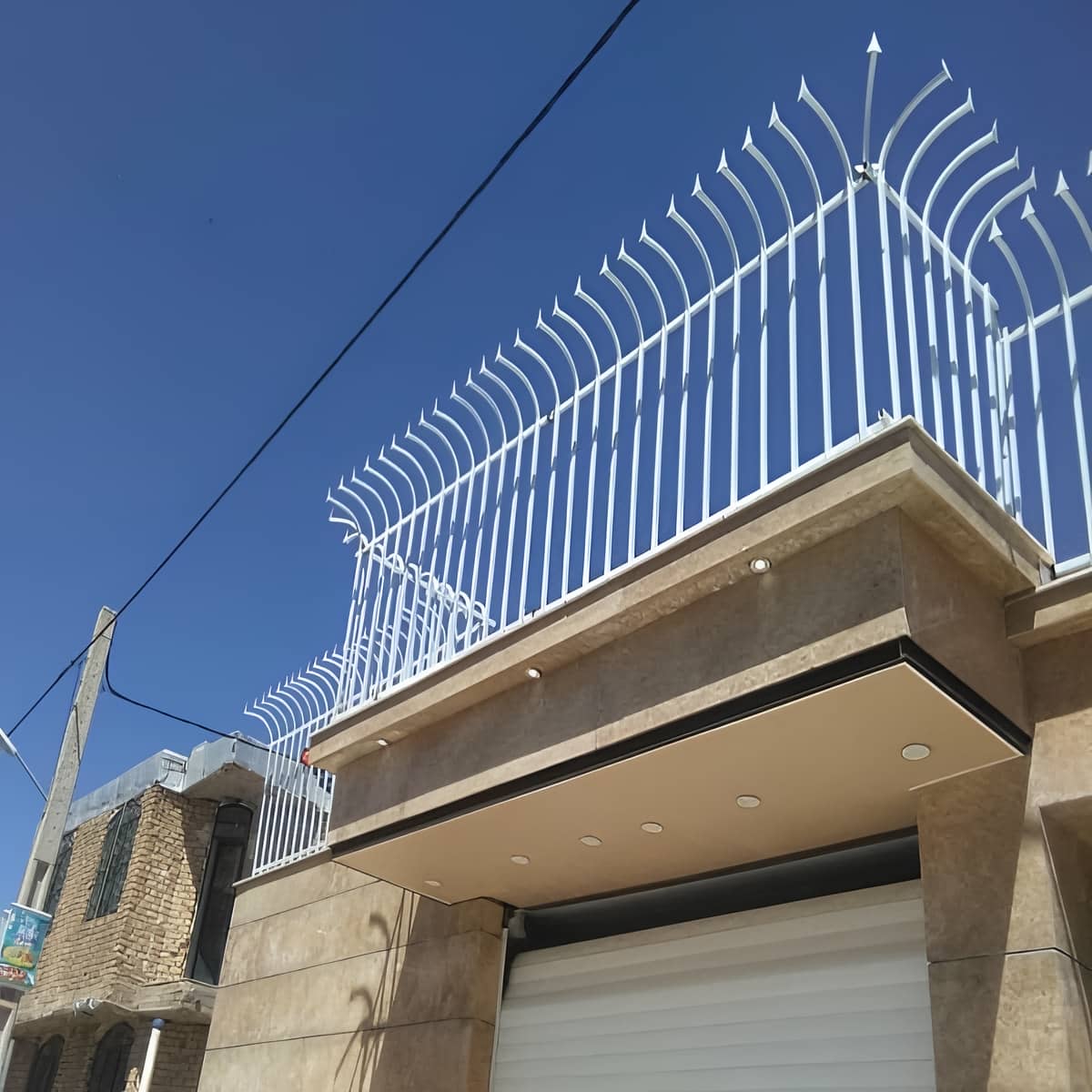 مراقبت و نگهداری حفاظ سرنیزه ای