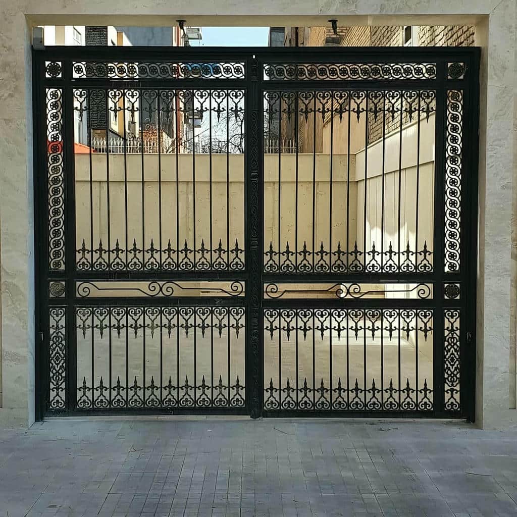 قیمت بهترین درب برای نمای ساختمان