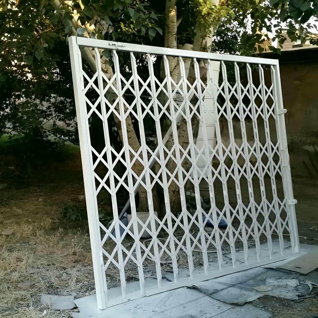حفاظ ضربدری آکاردئونی با ساختار فلزی مقاوم