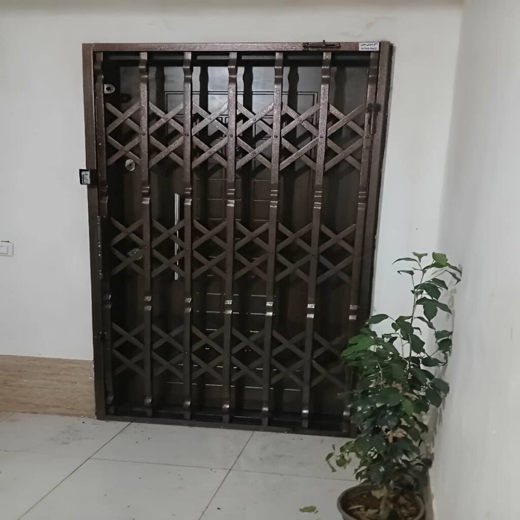 نرده آکاردئونی مدل جمع شونده
