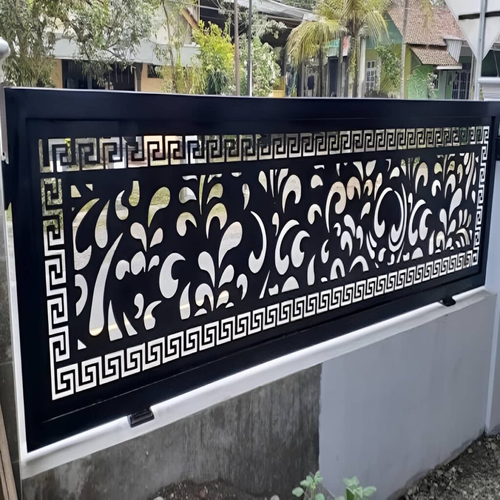 نرده پله فلزی با اجرای تخصصی