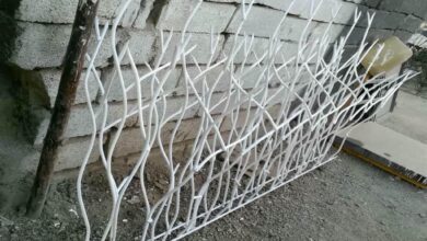 حفاظ دیوار فلزی با طراحی شاخ گوزنی در نمای ساختمان
