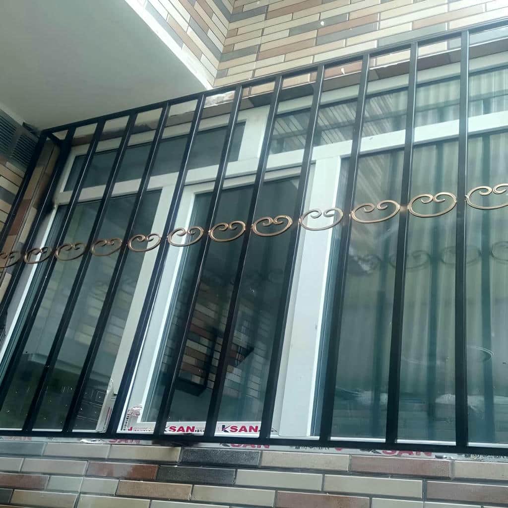 حفاظ پنجره مدرن نمای ساختمان