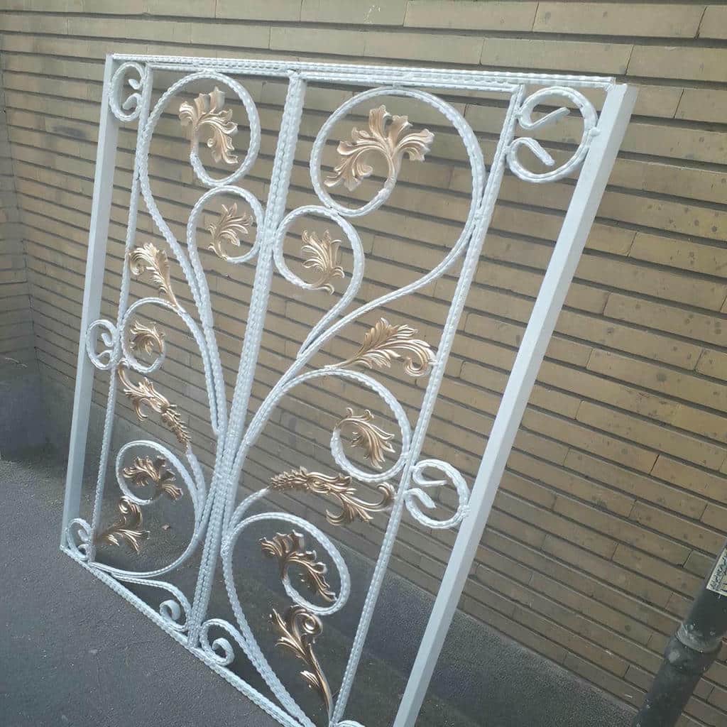 حفاظ پنجره طبقه همکف با بودجه اقتصادی و قیمت مناسب