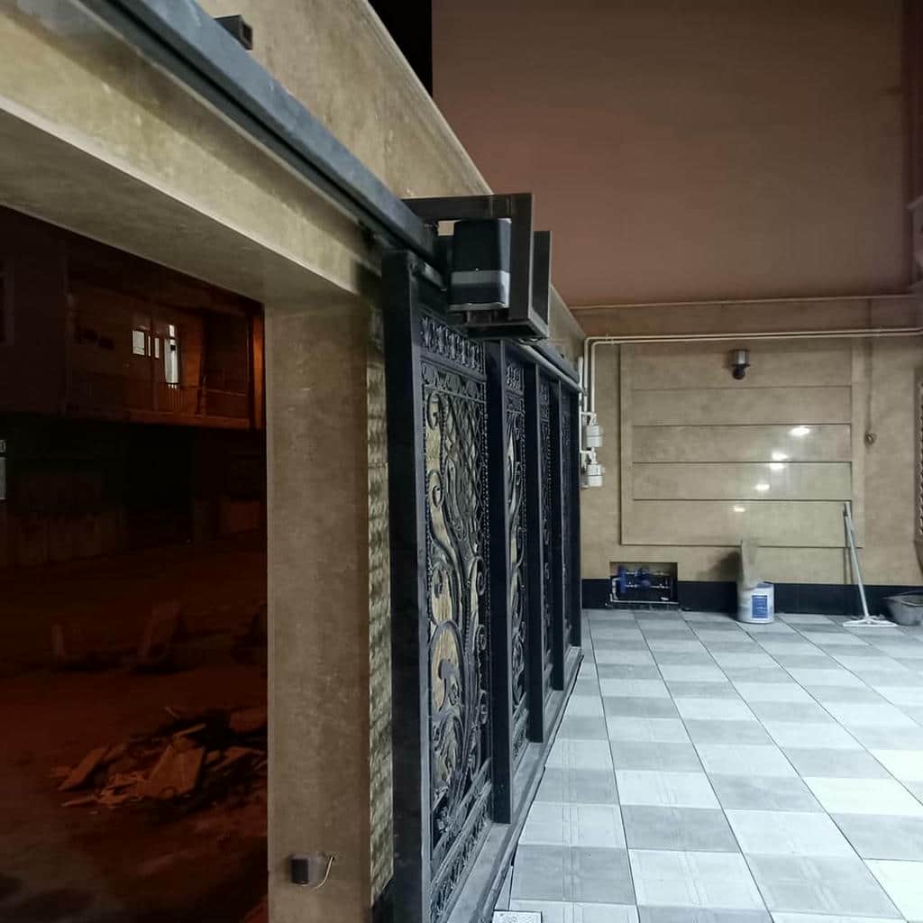 جک پارکینگ ایرانی با بدنه مقاوم و طراحی صنعتی